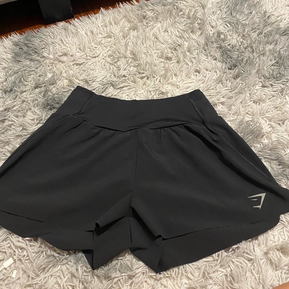 Gym shark shorts 🦈